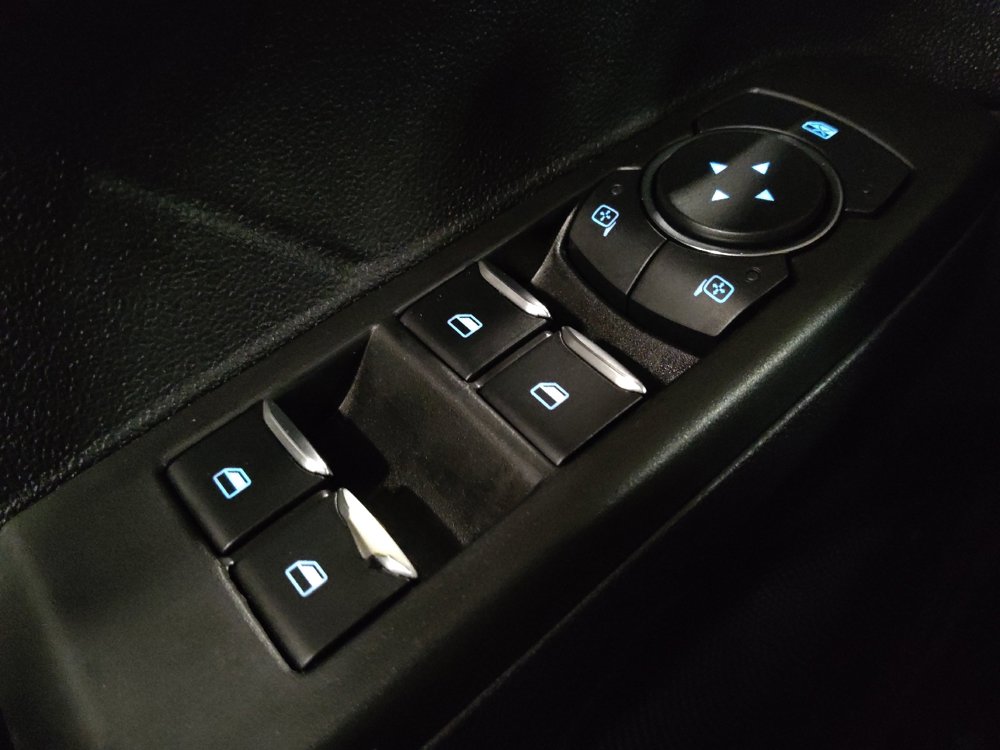 Used 2022 Ford Escape SE w/ Cold Weather Package FWD image 27
