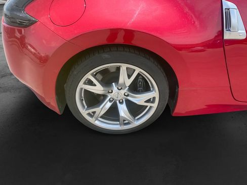 Used 2011 Nissan 370Z Coupe w/ Sport Pkg RWD image 16
