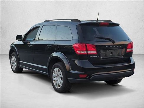 Used 2019 Dodge Journey SE image 7