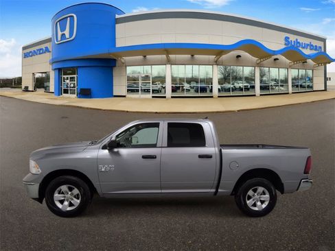 Used 2023 RAM 1500 Classic SLT w/ Trailer & Traction Group image 5