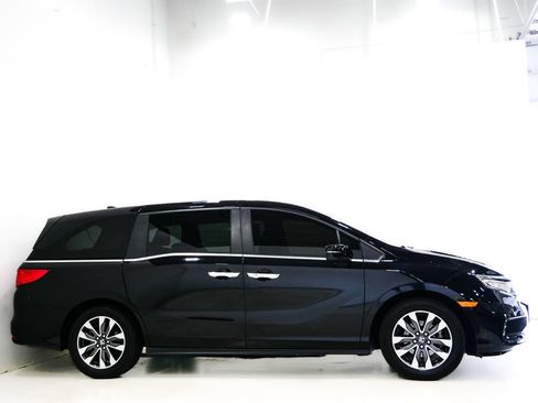 Used 2023 Honda Odyssey EX-L image 5