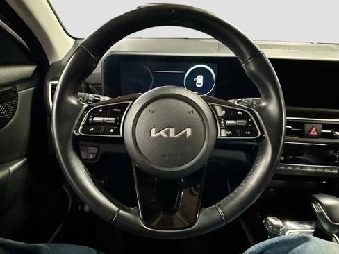 Used 2024 Kia Seltos S AWD/4WD image 11