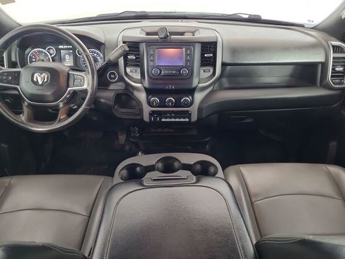 Used 2024 RAM 3500 Tradesman w/ Chrome Appearance Group image 21