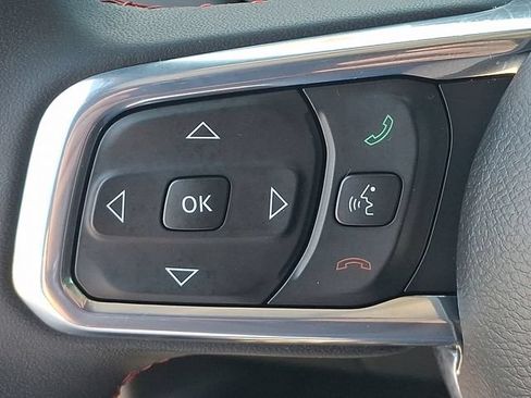 Used 2023 Jeep Gladiator Rubicon w/ LED Lighting Group AWD/4WD image 21
