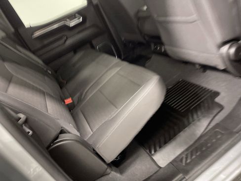 Used 2025 Chevrolet Silverado 1500 LT image 21