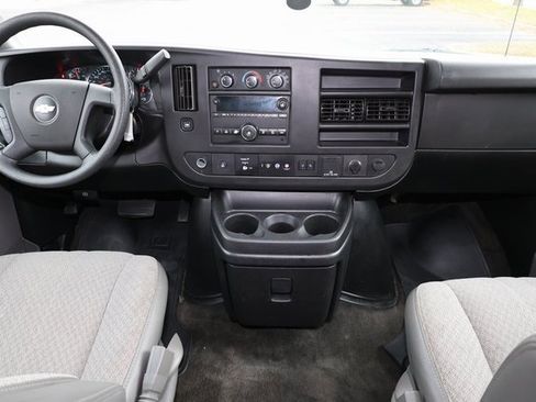 Used 2019 Chevrolet Express 3500 LT w/ LT Preferred Equipment Group image 10