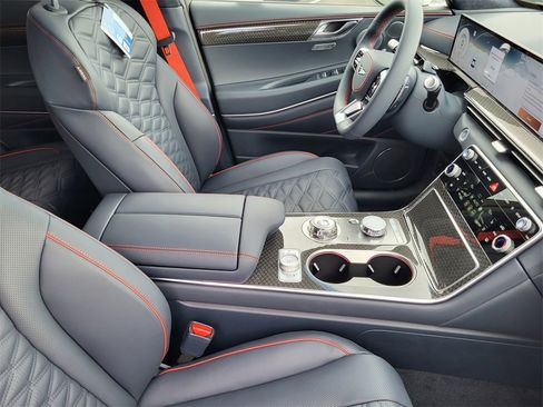 New 2026 Genesis GV80 3.5T e-SC image 17