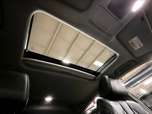 Used 2024 Acura Integra image 13