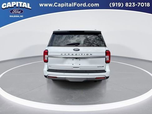 Certified 2024 Ford Expedition XLT image 7