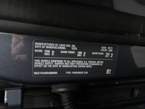 Used 2024 Lucid Air Pure RWD image 33