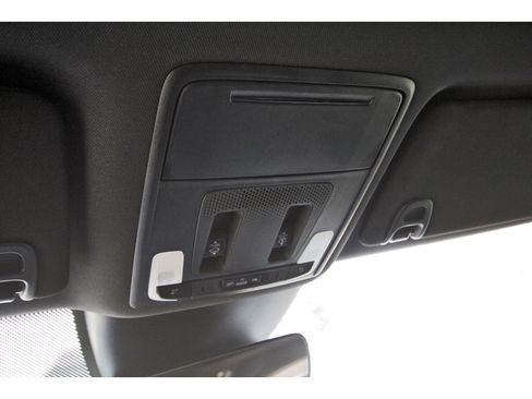 Used 2025 Honda Pilot TrailSport image 22