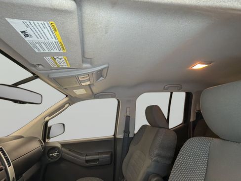 Used 2012 Nissan Xterra PRO-4X AWD/4WD image 32