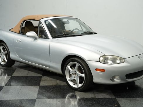 Used 2001 MAZDA MX-5 Miata LS image 13