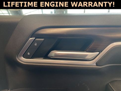 Certified 2022 GMC Sierra 1500 SLT image 36