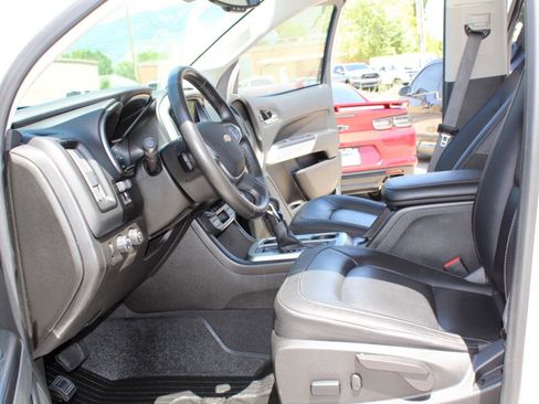 Used 2022 Chevrolet Colorado ZR2 AWD/4WD image 5