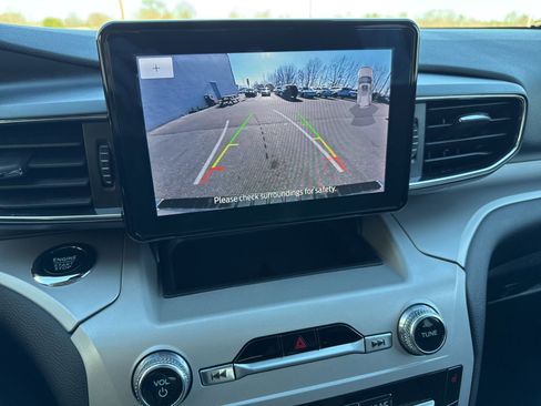 Used 2023 Ford Explorer XLT w/ Equipment Group 202A image 24