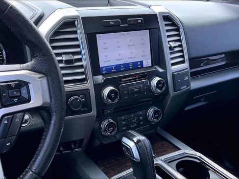 Used 2015 Ford F150 Platinum w/ Equipment Group 701A Luxury RWD image 7