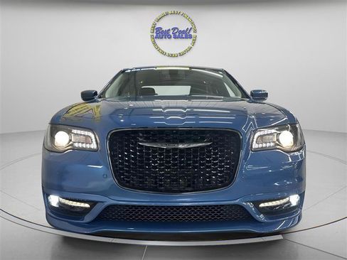 Used 2022 Chrysler 300 Touring L AWD/4WD image 8