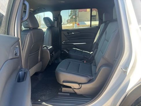 New 2026 Chevrolet Traverse LT w/ Enhanced Driving Package image 14