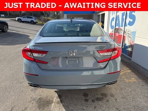 Used 2022 Honda Accord Sport image 6
