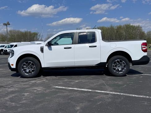New 2026 Ford Maverick XLT FWD image 8