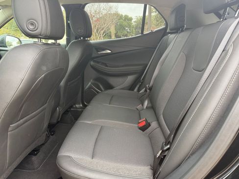 Used 2025 Buick Encore GX Preferred image 25