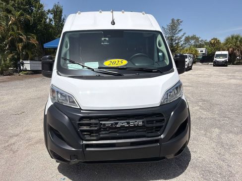 Used 2025 RAM ProMaster 2500 FWD image 15