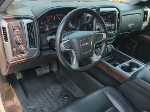 Used 2015 GMC Sierra 1500 SLT w/ SLT Crew Cab Value Package AWD/4WD image 9
