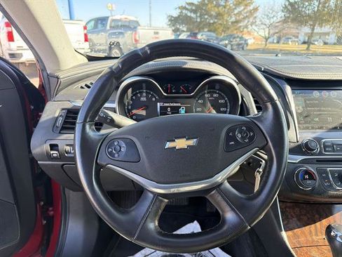 Certified 2015 Chevrolet Impala LT w/ Convenience Package image 11