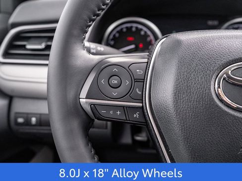 Used 2023 Toyota Camry XLE w/ Cold Weather Package image 21