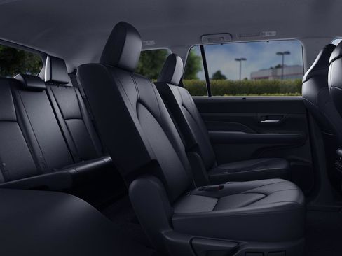 New 2026 Toyota Grand Highlander XLE image 32