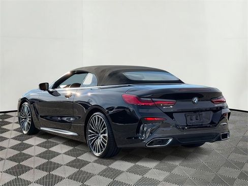 Used 2022 BMW M850i xDrive Convertible image 8