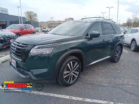 Used 2024 Nissan Pathfinder Platinum AWD/4WD image 1