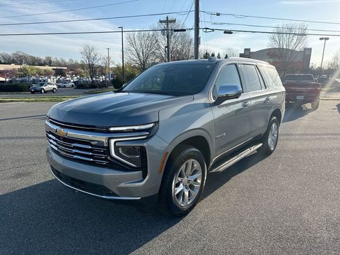 Used 2025 Chevrolet Tahoe Premier w/ Sun And Tow Package image 3