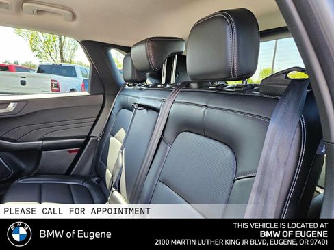 Used 2024 Ford Escape Platinum AWD/4WD image 21