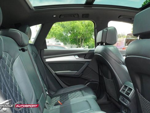 Used 2018 Audi SQ5 Premium Plus w/ Navigation Package AWD/4WD image 40