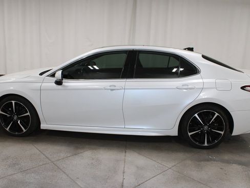 Used 2019 Toyota Camry XSE w/ Driver Assist Package FWD image 6