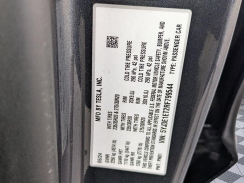 Used 2024 Tesla Model 3 Performance AWD/4WD image 30