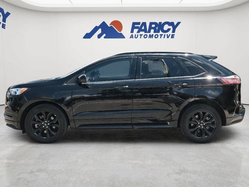 Used 2024 Ford Edge SE w/ Black Appearance Package AWD/4WD image 2