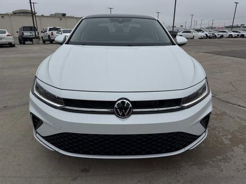 New 2026 Volkswagen Jetta SE image 7