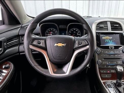 Used 2013 Chevrolet Malibu LT w/ Power Convenience Package FWD image 5