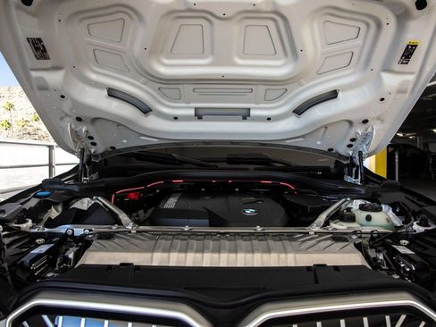 Used 2026 BMW X3 xDrive30i AWD/4WD image 33