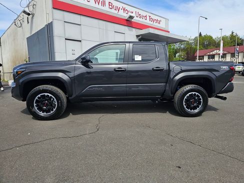 New 2026 Toyota Tacoma TRD Off-Road AWD/4WD image 4