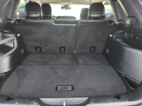 Used 2018 Jeep Cherokee Limited image 30