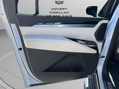 New 2026 Cadillac Escalade ESV Sport w/ Touring Package image 21