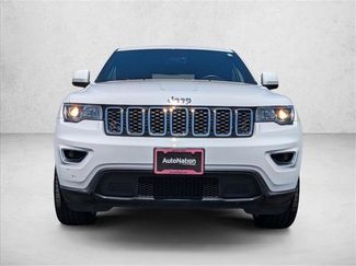 Used 2017 Jeep Grand Cherokee Laredo w/ Quick Order Package 23E AWD/4WD video 2