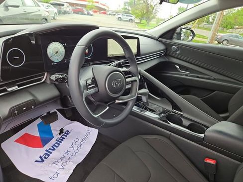 Certified 2023 Hyundai Elantra SEL w/ Convenience Package FWD image 26