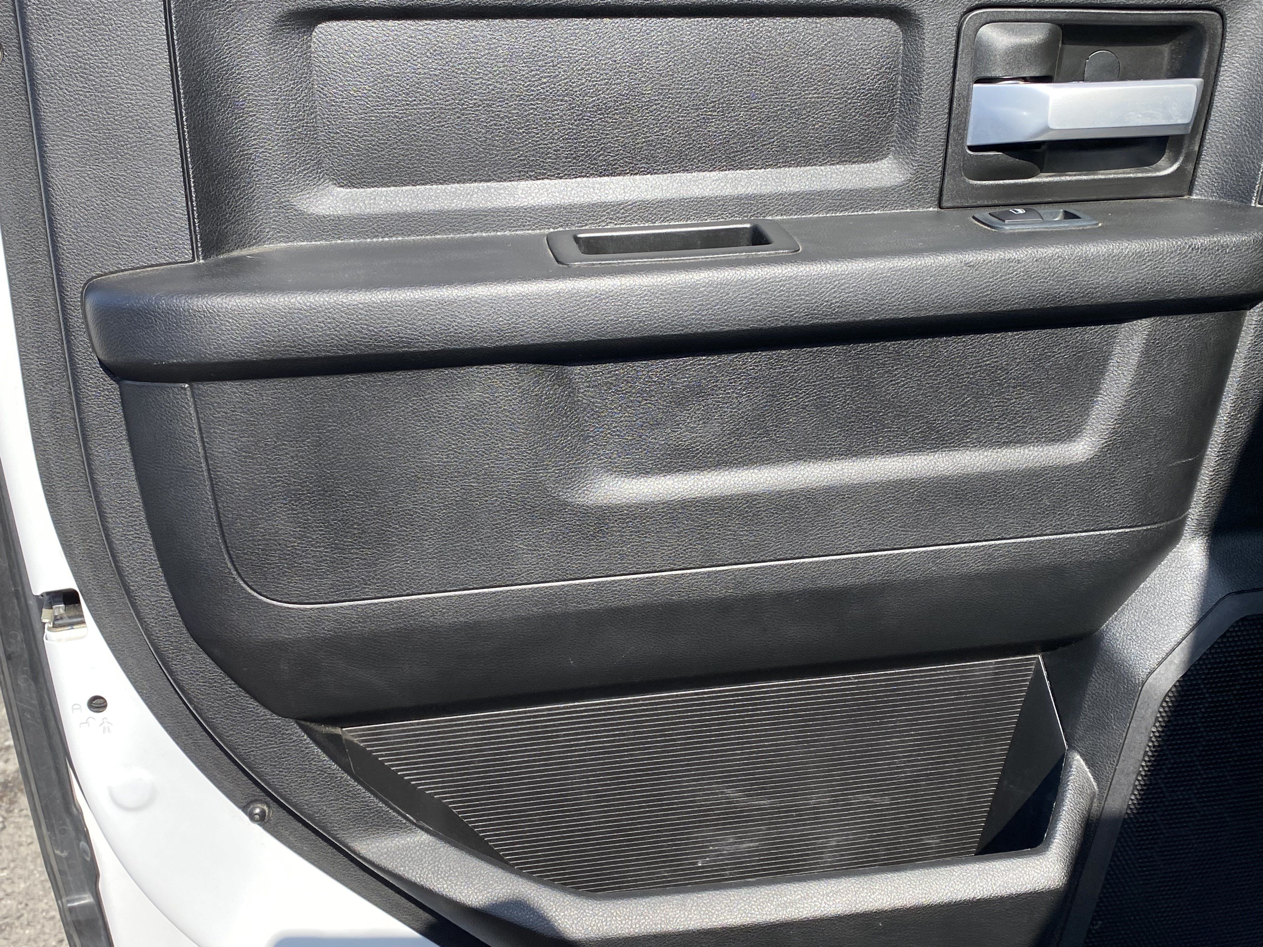 Used 2019 RAM 2500 Tradesman w/ Safety Group AWD/4WD image 16