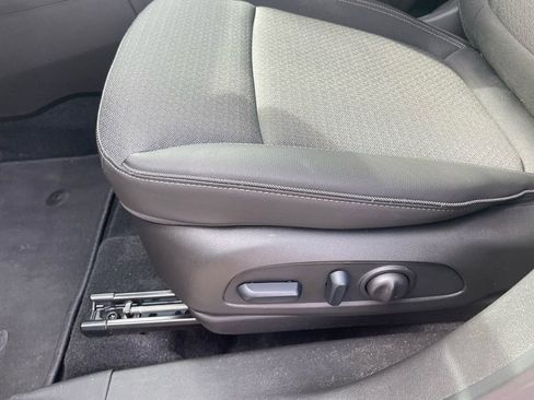 Used 2025 Buick Encore GX Preferred w/ Advanced Technology Package image 12