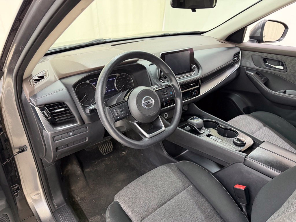Used 2021 Nissan Rogue SV AWD/4WD image 20